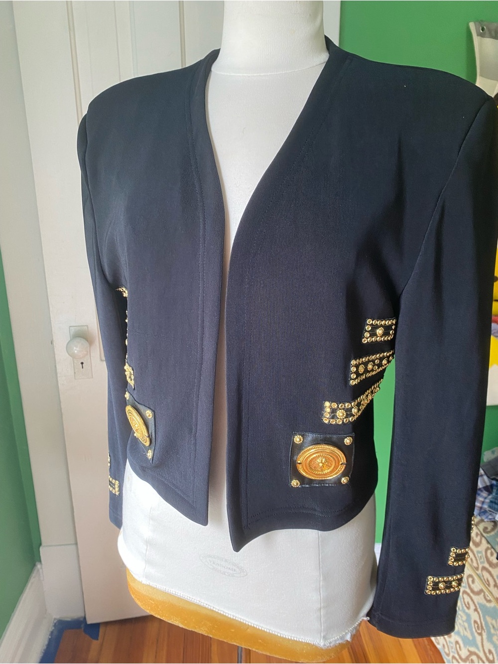 Vintage 90s Cache Black leather gold hardware lion head Embellished Jacket - Picture 2 of 9